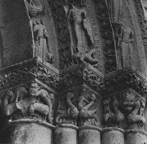 Western facade, central portal: capitals and archivoltes right