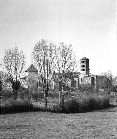Voormalige priorij Sainte-Trinité vanuit het zuiden