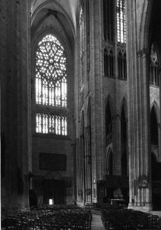 Gezicht in noordtransept vanuit het zuidwesten