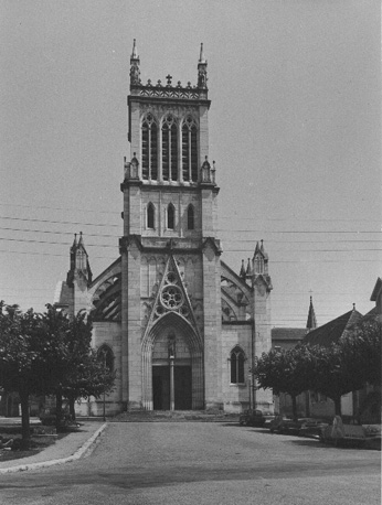 Westfacade