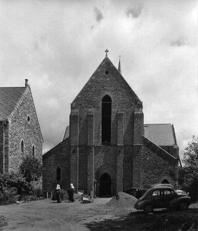 Abdijkerk vanuit het westen