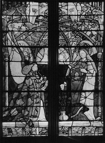 Raam in de Chapelle Jacques Coeur, detail: Annunciatie