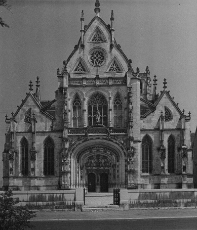 Westfacade