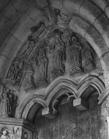 Noordportaal, detail: timpaan