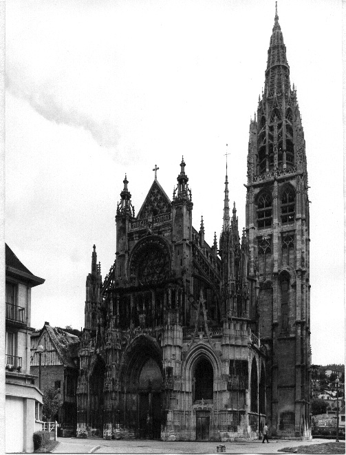 Westfacade vanuit het zuidwesten