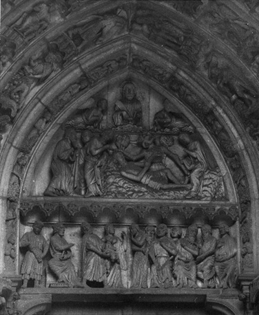 Noordtransept, linker portaal, timpaan:  De beproeving van Job; het oordeel van Salomon