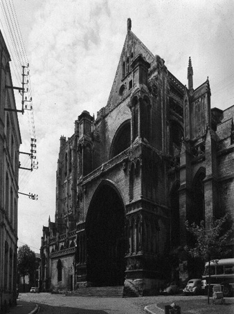Gezicht op het zuidtransept