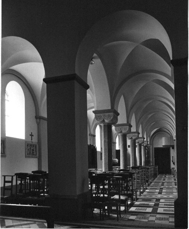 Gezicht in de binnenste zuidbeuk, vanuit het zuidtransept