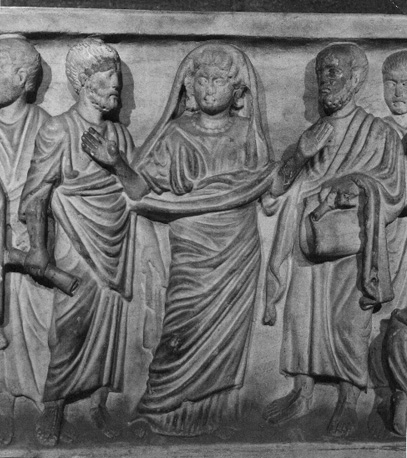 Crypte, antieke sarcofaag; detail biddende vrouw
