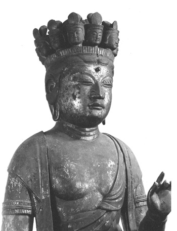 Elfkoppige Kannon, detail: kop en schouders