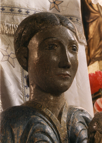 Tronende Moeder Gods, genoemd Notre-Dame-des-Chazes, detail: hoofd van Maria (in kleur)