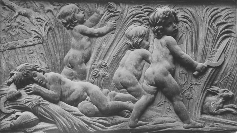 Fontein, genoemd Fontaine des Saisons, detail: relief met putti