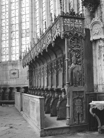 Koor, detail: koorgestoelte