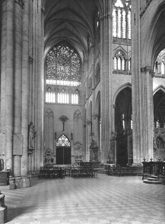 Transept met zicht op het noordelijke deel