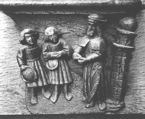 Detail koorbanken; Misericorde met drie mannen waarvan een met hoed en voor een toren