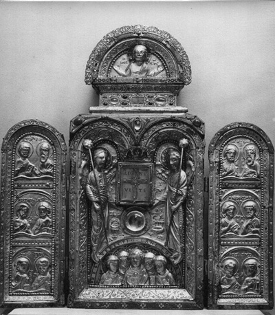 Kruisreliquiarium in triptiekvorm