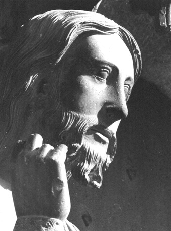 Zuidelijke facade, middenportaal: Christus op trumeau, detail