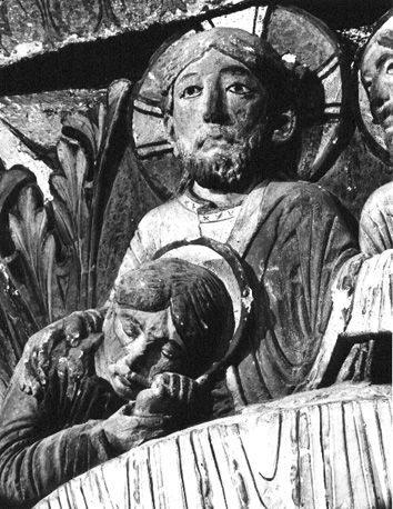 Kapiteel in kooromgang met voorstelling van Laatste Avondmaal, detail:   Johannes de evangelist leunend op borst van Christus