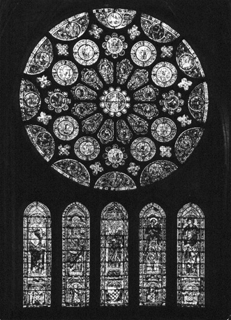 Roos- en lancetvensters in zuidtransept, baie 95: centrum roosvenster: tronende Christus (zegenend en met kelk) omringd door de vier apocalyptische dieren en engelen (eerste ring)
