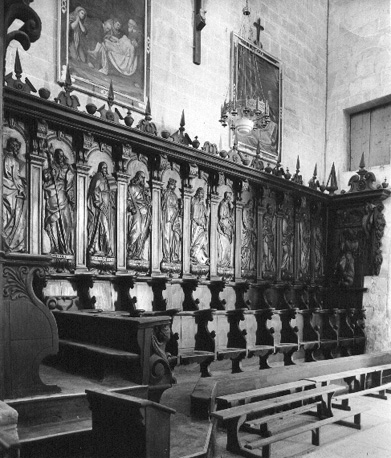 Koorgestoelte (met apostelen, heiligen)