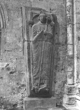 Noordelijk transept: grafsteen