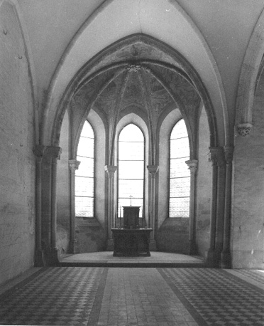 Kapel met zicht op apsis