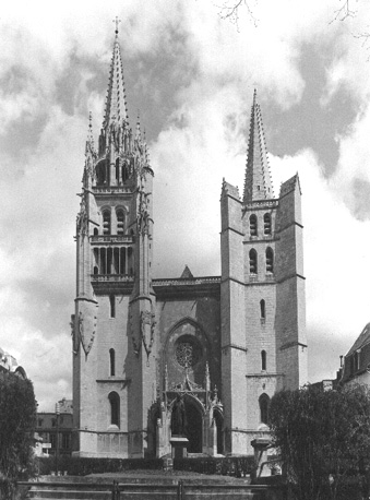 Westfacade