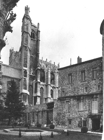 Koor en transept vanuit het zuiden