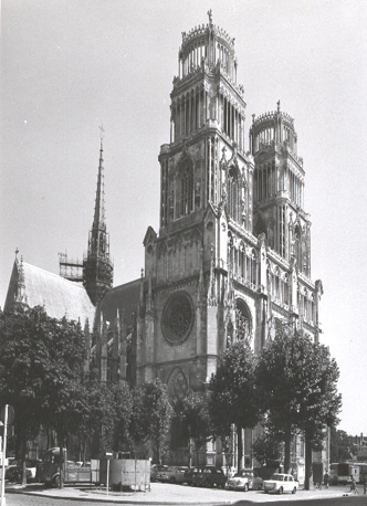 Westfacade vanuit het noordwesten