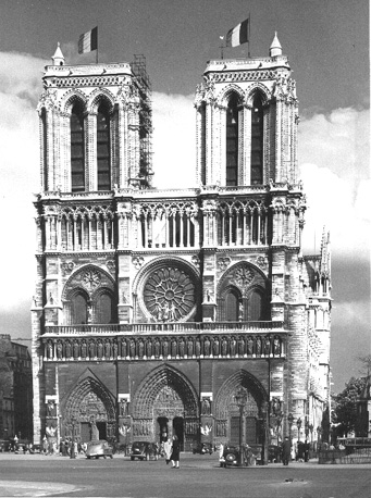 Westfacade vanuit het westen