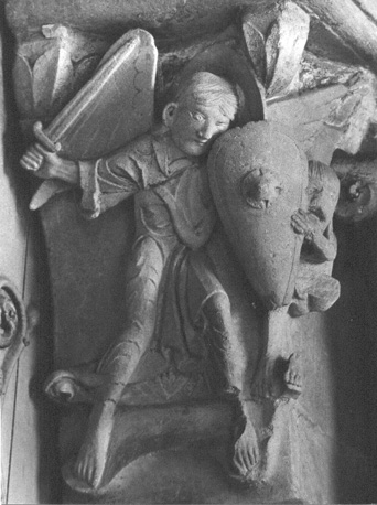 Narthex, kapiteel: vechtende engel (deel van 'Psychomachie': strijd tussen deugden en ondeugden?)