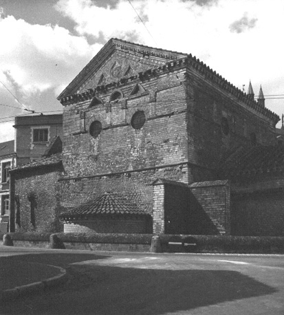 Zuidelijke zijde van baptisterium