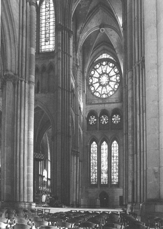 Zuidelijk transept vanuit het noorden