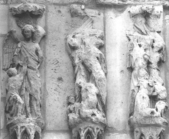 Westfacade, zuidwestelijke steunbeer, westzijde, beneden zone: Apocalyptische scènes