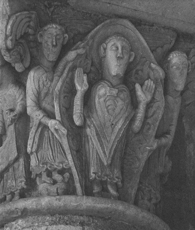 Westportaal, begane grond, kapiteel: apotheose van de Heilige Martinus