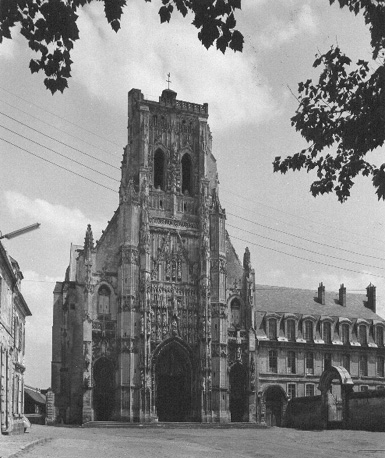 Westfacade