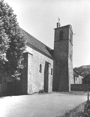 Zuidelijke zijgevel met kerktoren vanuit het zuidwesten