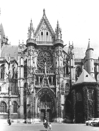 Zuidelijk transept: façade