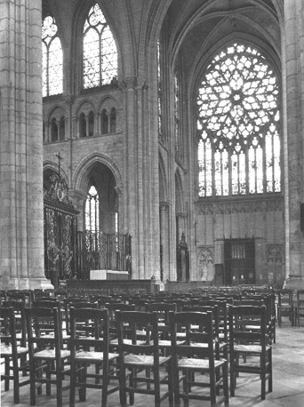Zuidelijk transept vanuit het noorden