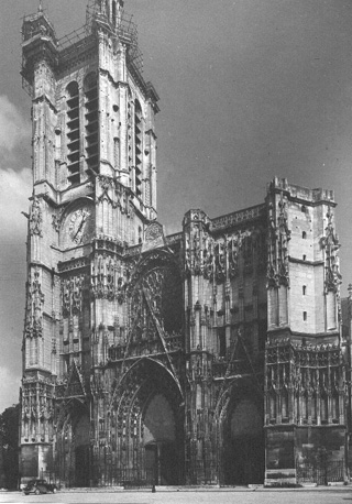 Westfacade