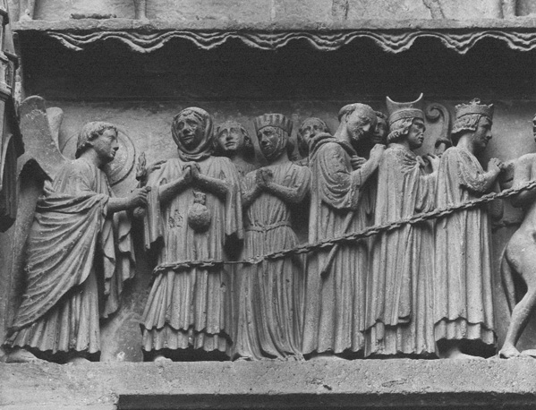 Facade van noorder transept, linker portaal, timpaan: Laatste Oordeel, detail: de verdoemden