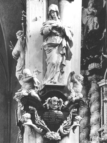 Noorder transept: grafmonument van G.Boest met 'putti'