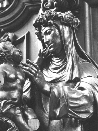 Beeld bij biechtstoel: de heilige Rosa van Lima (detail)