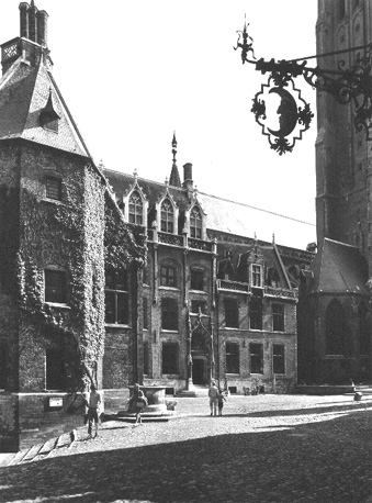 Facade van het museum