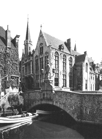 De Wollenstraat met Dijver en brug