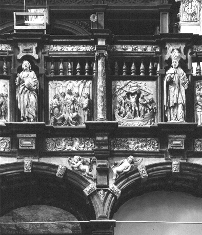 Ingang van middenschip, oksaal: detail (bijbelse scènes)