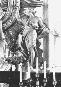 Hoofdaltaar, detail: engel
