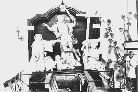 Grafmonument van abdis Barbara van Rivieren van Aarschot met de Verrijzenis van Christus