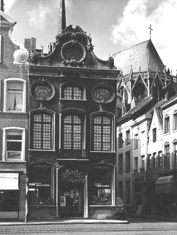 Huis vanuit het zuidoosten