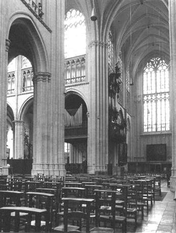 Zuidertransept vanuit het noorden